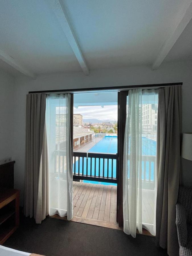Dem Hotel ซุคุม ภายนอก รูปภาพ